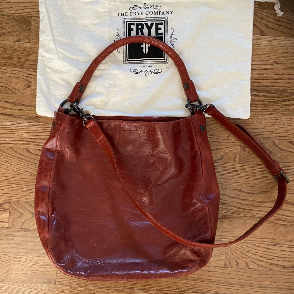 Frye Red Leather Shoulder Bag with Slouchy Design